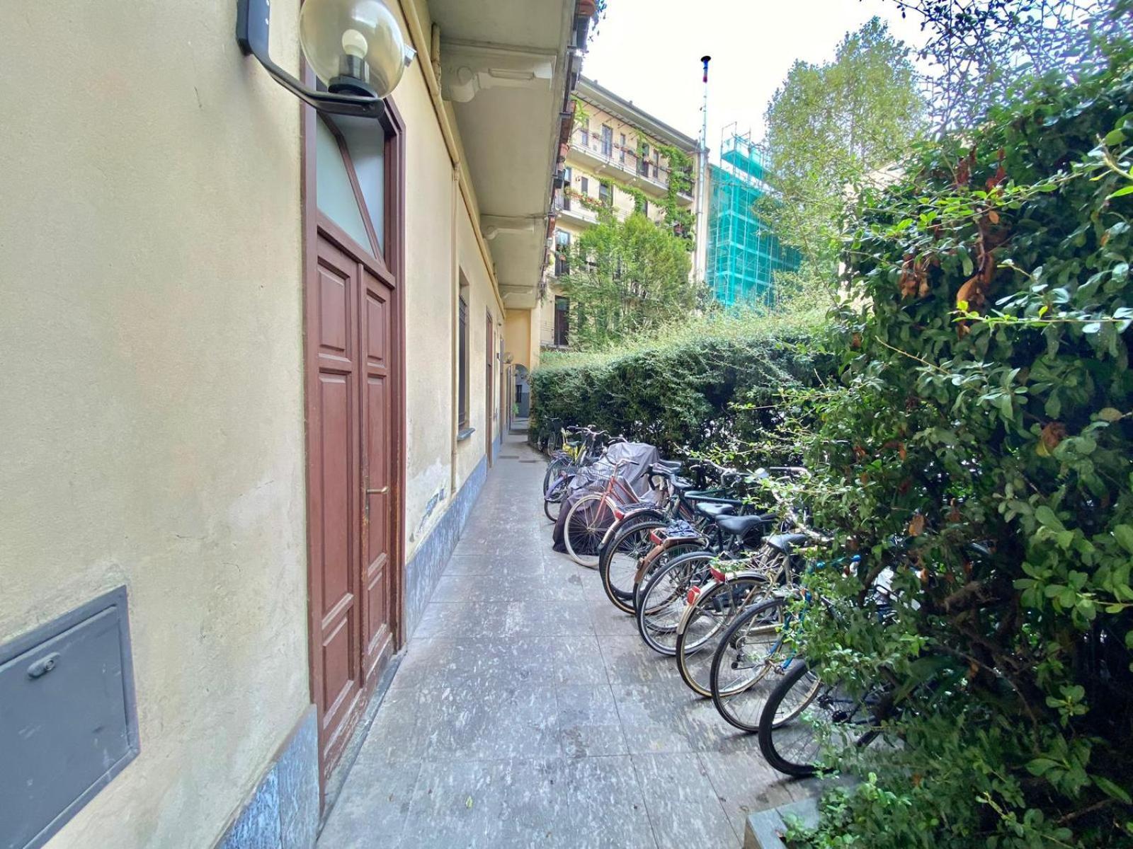Grazioso Appartamento Nel Cuore Del Tran Tran Di Milano, Perfetto Per Amici E Famiglie, Vicino A Metropolitana Buitenkant foto